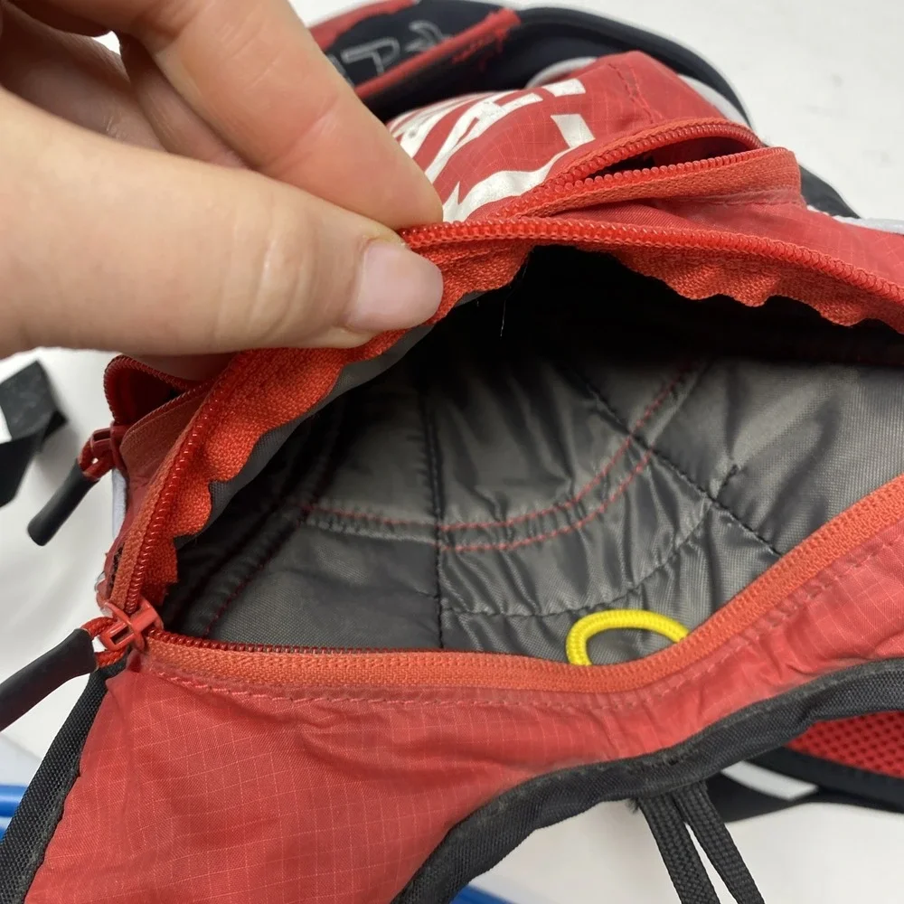 Camelbak Hydration Pack Backpack Red Black Hiking Outdoors w/ Bladder